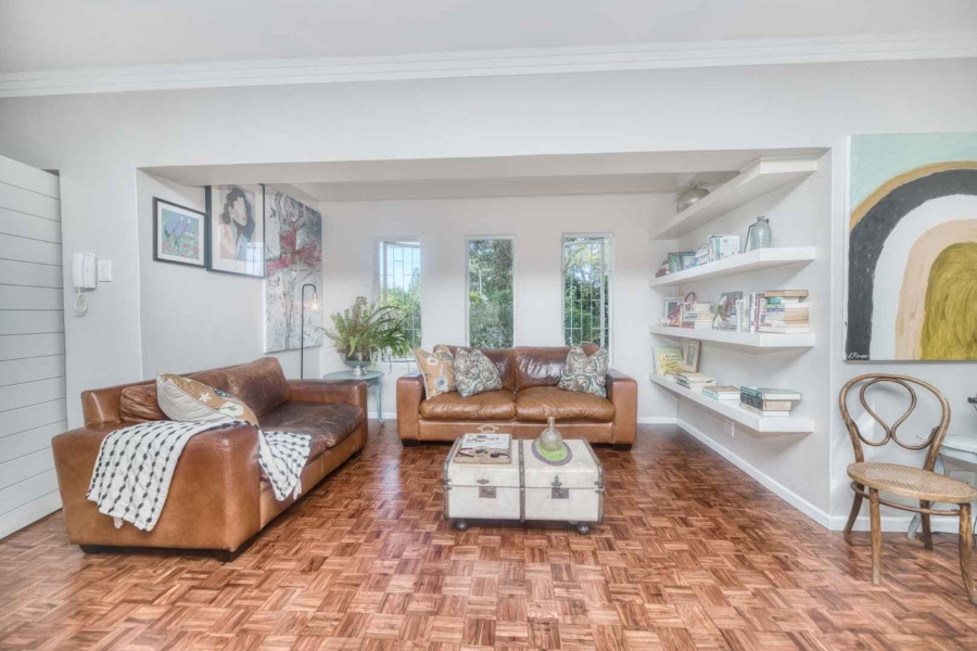 6 Bedroom Property for Sale in Northcliff Western Cape